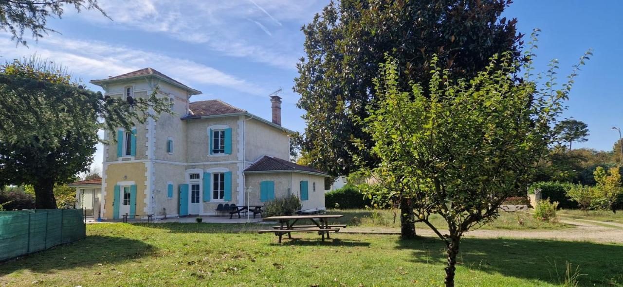 Villa Avec Piscine Et Billard 사브레 외부 사진