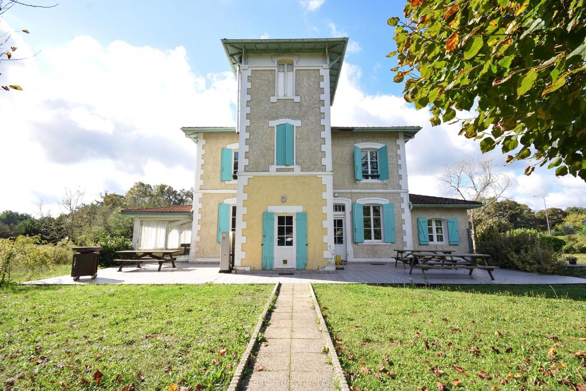 Villa Avec Piscine Et Billard 사브레 외부 사진
