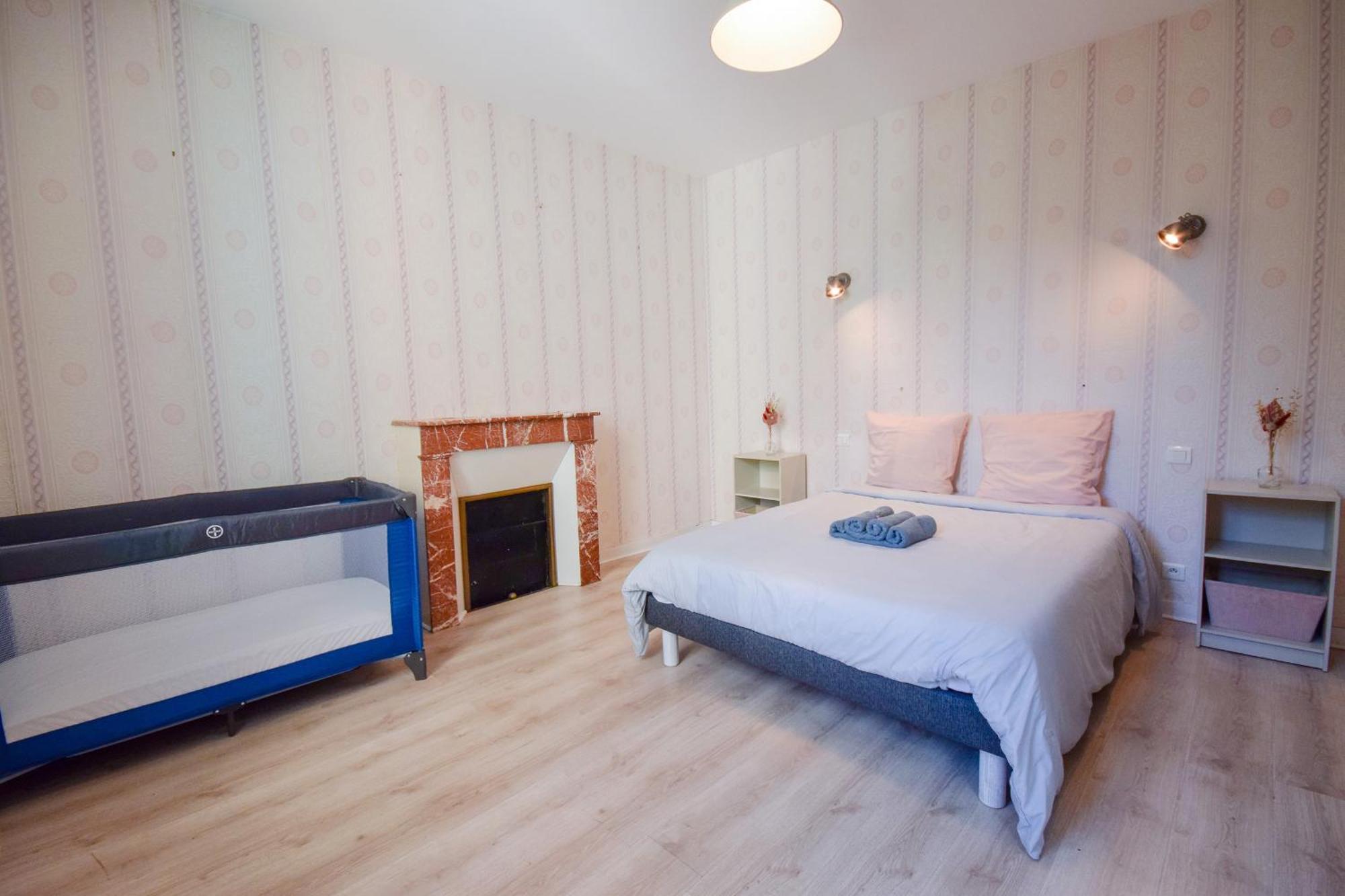 Villa Avec Piscine Et Billard 사브레 외부 사진